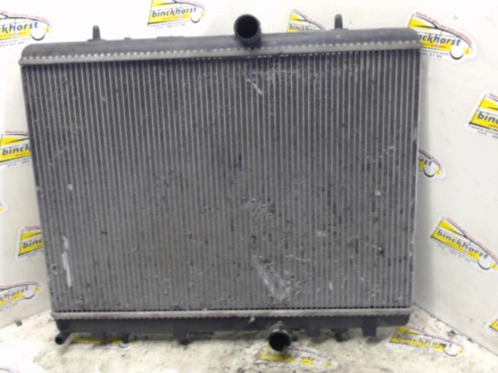 Gebruikte Radiateur Peugeot 5008 I (0A/0E) 1.6 THP 16V Prijs € 42,00 Margeregeling aangeboden door Binckhorst BV