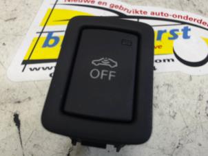 Gebruikte Schakelaar Audi RS 3 Sportback (8VA/8VF) 2.5 TFSI 20V Quattro Performance Prijs € 10,50 Margeregeling aangeboden door Binckhorst BV