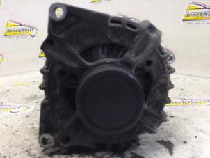 Gebruikte Dynamo Mercedes A (W176) 2.0 A-45 AMG Turbo 16V 4-Matic Prijs € 131,25 Margeregeling aangeboden door Binckhorst BV