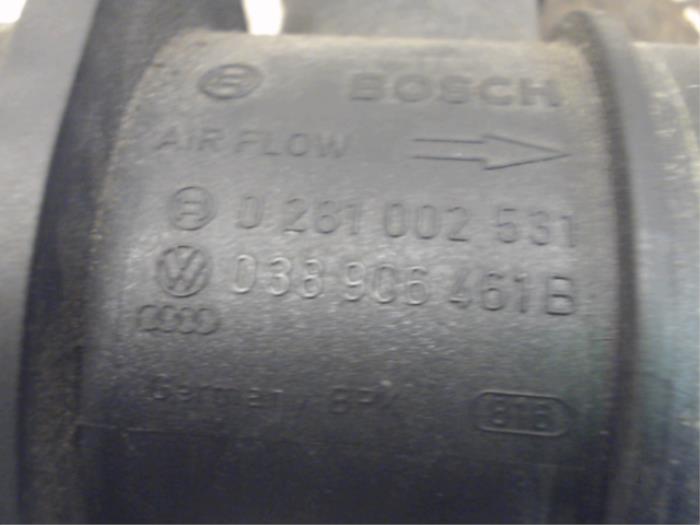 Luchthoeveelheidsmeter van een Volkswagen Touran (1T1/T2) 1.9 TDI 105 Euro 3 2010