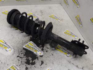 Gebruikte Mac Phersonpoot rechts-voor Chevrolet Spark 1.0 16V Bifuel Prijs € 36,75 Margeregeling aangeboden door Binckhorst BV