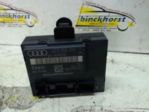 Gebruikte Comfort Module Audi A6 Quattro (C6) 3.0 TDI V6 24V Prijs € 36,75 Margeregeling aangeboden door Binckhorst BV