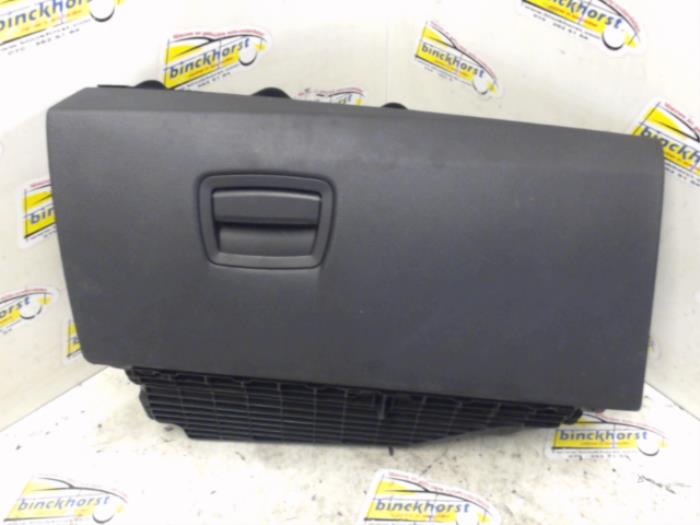 Gebruikte Dashboardkastje BMW 5 serie Touring (F11) 523i 24V Prijs € 42,00 Margeregeling aangeboden door Binckhorst BV