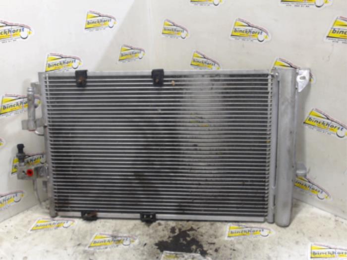 Gebruikte Radiateur Airco Opel Zafira (F75) 1.8 16V Prijs € 31,50 Margeregeling aangeboden door Binckhorst BV