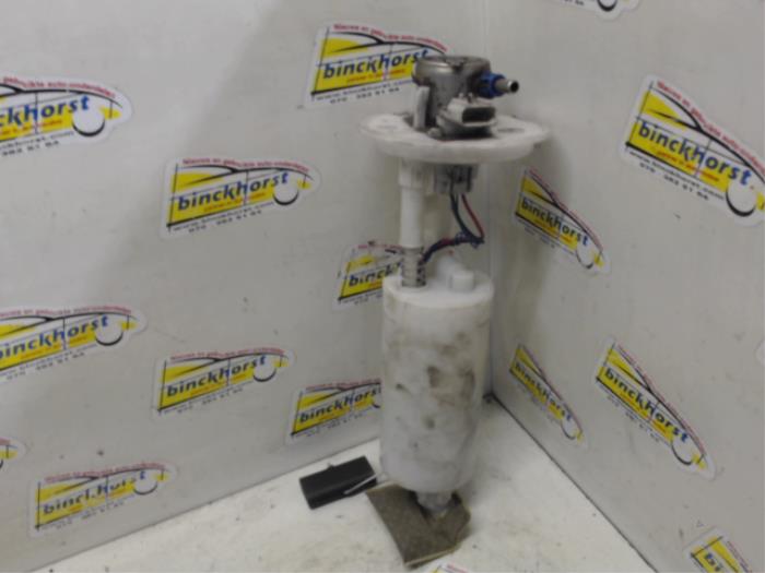 Gebruikte Tank element Pomp Chrysler Sebring Convertible (JR) 2.7 V6 24V Prijs € 52,50 Margeregeling aangeboden door Binckhorst BV