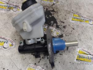 Gebruikte Hoofdremcilinder Ford Ka I 1.3i Prijs € 19,95 Margeregeling aangeboden door Binckhorst BV