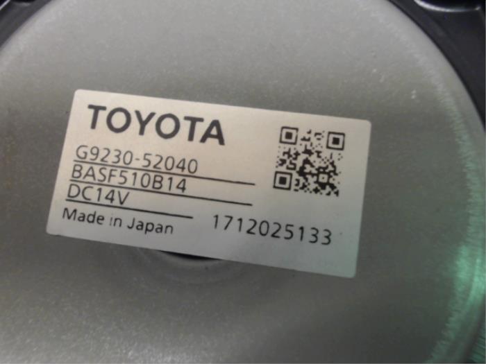 Koelvin van een Toyota Yaris III (P13) 1.5 16V Hybrid 2018