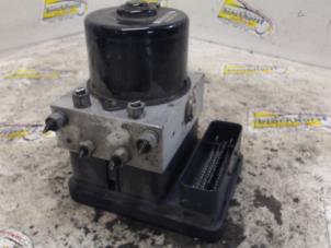 Gebruikte ABS Pomp Volvo V50 (MW) 1.8 16V Prijs € 72,45 Margeregeling aangeboden door Binckhorst BV