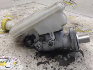 Gebruikte Hoofdremcilinder Peugeot 207/207+ (WA/WC/WM) 1.4 16V VTi Prijs € 26,25 Margeregeling aangeboden door Binckhorst BV