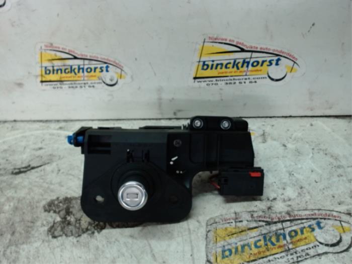 Kofferbak, Lijn Lengte: 50 cm/19.68in Achterklep Opener Schakelaar Anti- corrosie voor Meriva B 2010-2017 voor Opel Meriva B Kofferbak, Lijn Lengte: 50 cm/19.68in Achterklep Opener Schakelaar Anti- corrosie voor Meriva B 2010-2017 voor Opel Meriva B
