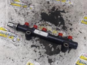 Gebruikte Injector brug Peugeot Partner (GC/GF/GG/GJ/GK) 1.6 HDI 75 Phase 1 Prijs € 26,25 Margeregeling aangeboden door Binckhorst BV