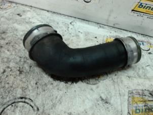 Gebruikte Turboslang Volkswagen Transporter/Caravelle T5 1.9 TDi Prijs € 26,25 Margeregeling aangeboden door Binckhorst BV