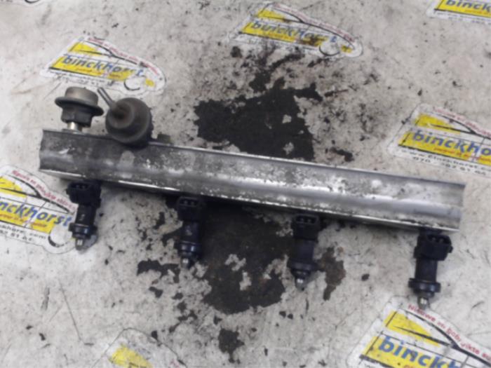 Gebruikte Injector brug Honda HR-V (GH) 1.6 16V 4x4 Prijs € 63,00 Margeregeling aangeboden door Binckhorst BV