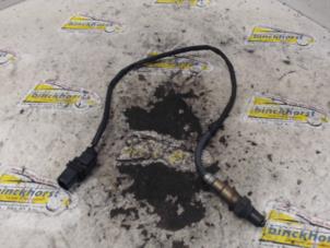 Gebruikte Lambda Sonde Volkswagen Caddy III (2KA,2KH,2CA,2CH) 1.9 TDI Prijs € 31,50 Margeregeling aangeboden door Binckhorst BV