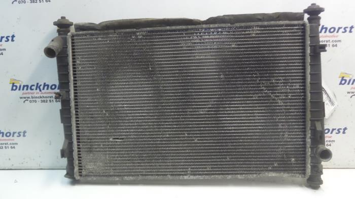 Gebruikte Radiateur Ford Mondeo II 1.8i 16V Prijs € 26,25 Margeregeling aangeboden door Binckhorst BV