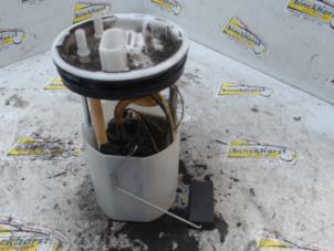 Gebruikte Brandstofpomp Elektrisch Volkswagen Polo V (6R) 1.2 12V BlueMotion Technology Prijs € 42,00 Margeregeling aangeboden door Binckhorst BV