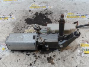 Gebruikte Motor Ruitenwisser achter Fiat Doblo Cargo (223) 1.3 D 16V Multijet DPF Prijs € 26,25 Margeregeling aangeboden door Binckhorst BV