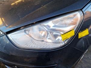 Gebruikte Koplamp links Ford Galaxy (WA6) 2.0 TDCi 16V 140 Prijs € 105,00 Margeregeling aangeboden door Binckhorst BV