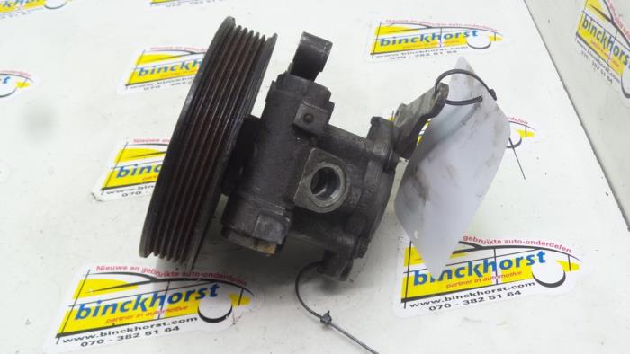 Gebruikte Pomp Servo Mercedes E (W210) 2.9 E-290 TDi Prijs € 52,50 Margeregeling aangeboden door Binckhorst BV