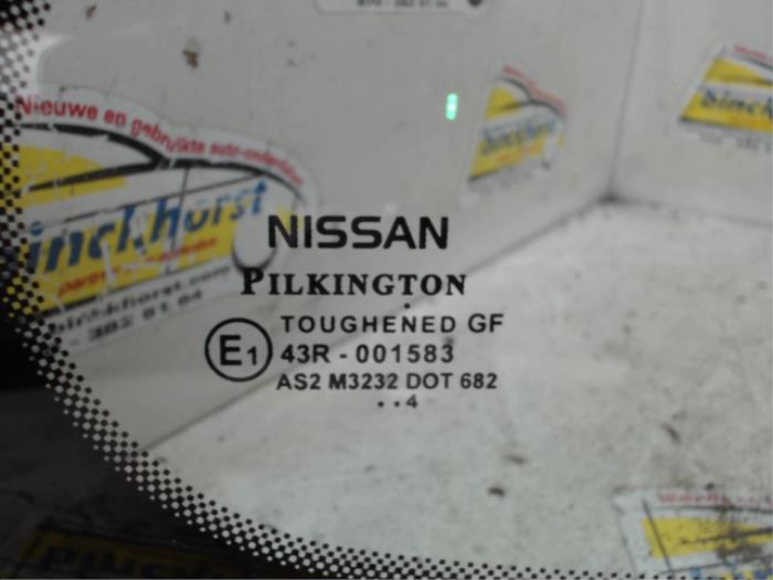 Ruit 2Deurs rechts-achter van een Nissan Micra (K12) 1.0 16V 2005