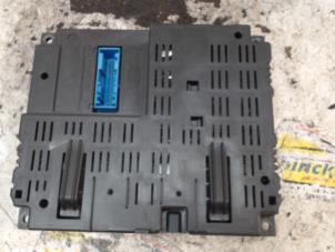 Gebruikte Multi Media Regelunit Fiat Grande Punto (199) 1.4 16V Prijs € 78,75 Margeregeling aangeboden door Binckhorst BV