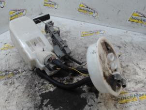 Gebruikte Tank element Pomp Nissan Micra (K11) 1.4 16V Prijs € 36,75 Margeregeling aangeboden door Binckhorst BV