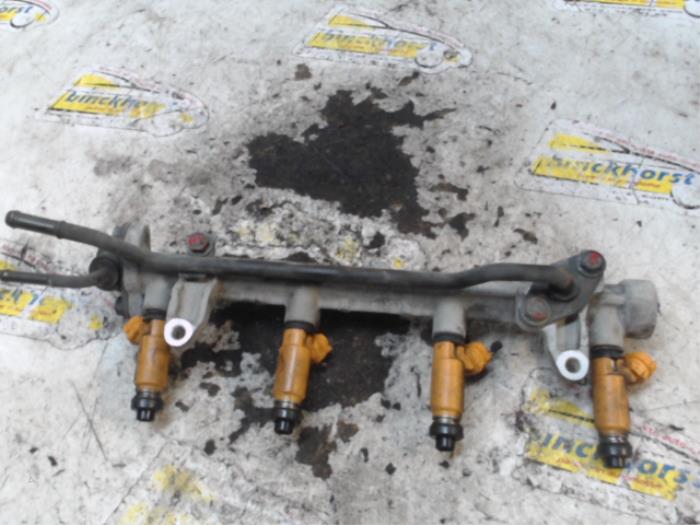 Gebruikte Galerij (Injectie) Suzuki Alto (RF410) 1.1 16V Prijs € 63,00 Margeregeling aangeboden door Binckhorst BV