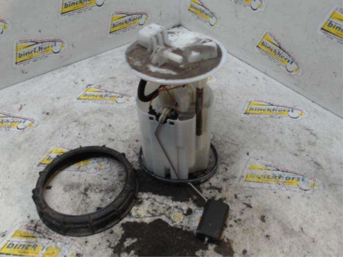Gebruikte Tank element Pomp Smart Forfour (453) 1.0 12V Prijs € 42,00 Margeregeling aangeboden door Binckhorst BV