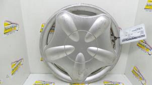 Gebruikte Wieldop Renault Megane Scénic (JA) 1.6 RT Prijs € 10,50 Margeregeling aangeboden door Binckhorst BV