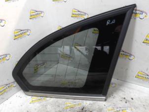 Gebruikte Ruit Extra 4Deurs rechts-achter Chevrolet Captiva (C140) 2.2 D 16V 4x4 Prijs € 36,75 Margeregeling aangeboden door Binckhorst BV