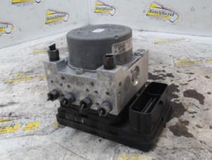 Gebruikte ABS Pomp Peugeot 208 I (CA/CC/CK/CL) 1.2 Vti 12V PureTech 82 Prijs € 105,00 Margeregeling aangeboden door Binckhorst BV