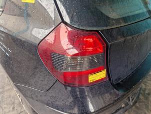Gebruikte Achterlicht links BMW 1 serie (E87/87N) 120i 16V Prijs € 15,75 Margeregeling aangeboden door Binckhorst BV