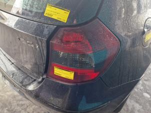 Gebruikte Achterlicht rechts BMW 1 serie (E87/87N) 120i 16V Prijs € 15,75 Margeregeling aangeboden door Binckhorst BV