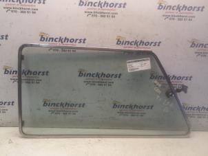 Gebruikte Ruit 2Deurs links-achter Innocenti Mini De Tomaso Prijs € 36,75 Margeregeling aangeboden door Binckhorst BV