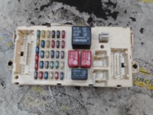 Gebruikte Zekeringkast Alfa Romeo 147 (937) 1.6 HP Twin Spark 16V Prijs € 31,50 Margeregeling aangeboden door Binckhorst BV