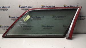 Gebruikte Extra Ruit 4Deurs rechts-achter Mercedes 200 - 500 Prijs € 42,00 Margeregeling aangeboden door Binckhorst BV