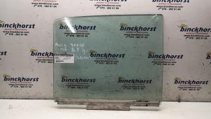 Gebruikte Deurruit 4Deurs rechts-achter Mercedes S (W126) 300 SE,SEL Prijs € 42,00 Margeregeling aangeboden door Binckhorst BV