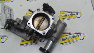 Gebruikte Gasklephuis Opel Omega B (25/26/27) 2.0i 16V Prijs € 52,50 Margeregeling aangeboden door Binckhorst BV