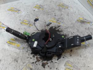 Gebruikte Combischakelaar Stuurkolom Renault Megane II (BM/CM) 1.6 16V Prijs € 78,75 Margeregeling aangeboden door Binckhorst BV