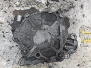 Gebruikte Vacuumpomp (Diesel) Volkswagen Transporter/Caravelle T5 2.0 BiTDI DRF Prijs € 42,00 Margeregeling aangeboden door Binckhorst BV