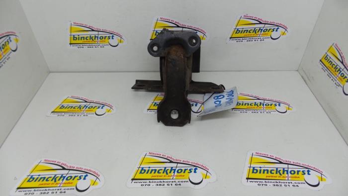 Motorrubber van een Ford Mondeo II 1.8i 16V 1998