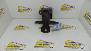 Motorrubber van een Ford Mondeo II 1.8i 16V 1998