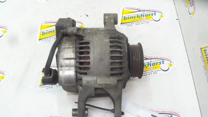 Dynamo van een Chrysler Voyager/Grand Voyager 3.0 i V6 1990