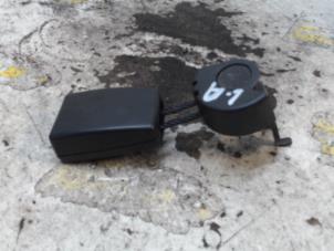 Gebruikte Veiligheidsgordel Insteek links-achter Seat Altea (5P1) 1.9 TDI 105 Prijs € 21,00 Margeregeling aangeboden door Binckhorst BV