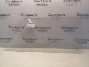 Gebruikte Ruit 2Deurs rechts-achter Rover 100 Prijs € 36,75 Margeregeling aangeboden door Binckhorst BV