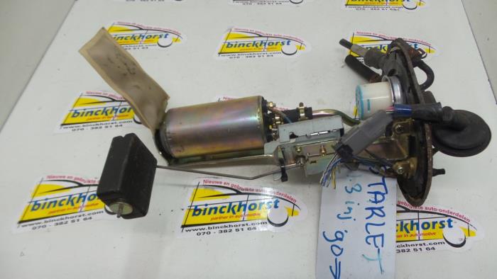 Gebruikte Tank element Pomp Toyota Starlet (EP8/NP8) 1.3 Friend,XLi 12V Prijs € 36,75 Margeregeling aangeboden door Binckhorst BV