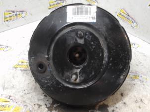 Gebruikte Rembekrachtiger Peugeot 208 I (CA/CC/CK/CL) 1.4 HDi Prijs € 42,00 Margeregeling aangeboden door Binckhorst BV