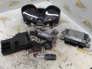 Gebruikte Kontaktslot + computer Ford Fiesta 6 (JA8) 1.25 16V Prijs € 157,50 Margeregeling aangeboden door Binckhorst BV