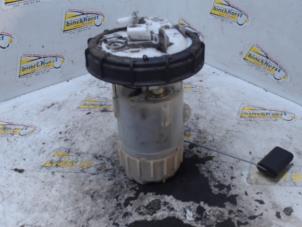 Gebruikte Tank element Pomp Renault Megane II (BM/CM) 1.4 16V 82 Prijs € 52,50 Margeregeling aangeboden door Binckhorst BV