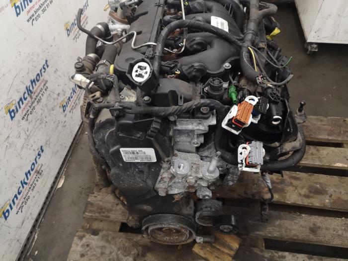 Motor van een Ford S-Max (GBW) 2.0 TDCi 16V 140 2009